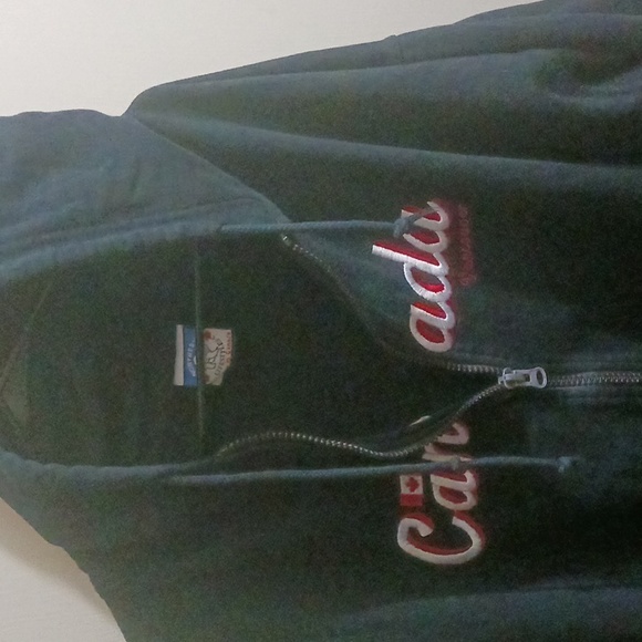 Northern lifestyles Black Hoodie. Canada. - Picture 5 of 5